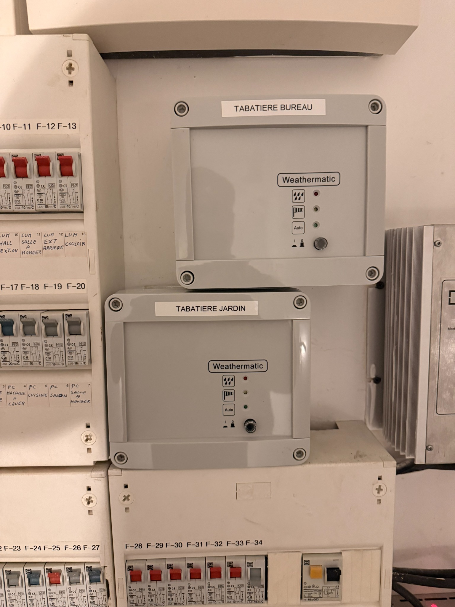 Coffrets de commande pour installation domotique